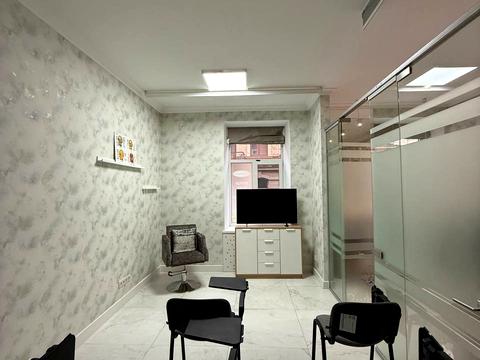 коммерческая по адресу Поповича ул., 2