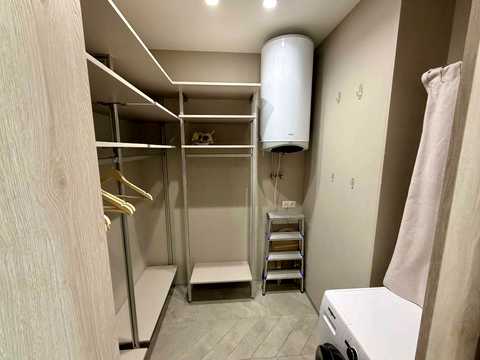 квартира по адресу Салютная ул., (Будинок 02301-02303)