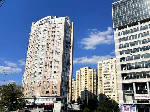 коммерческая по адресу Митрополита Андрея Шептицкого ул. (Анатолія Луначарського), 10