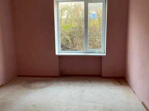 комерційна за адресою Заводська вул., 10