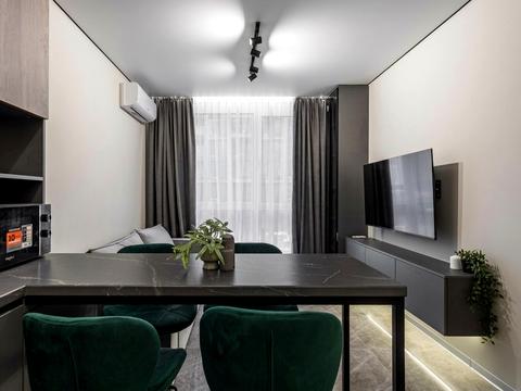 квартира за адресою Салютна вул., 25