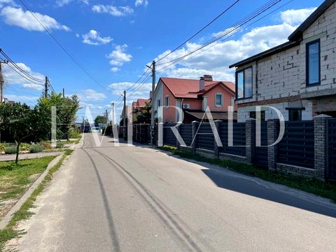 комерційна за адресою Садова, 65