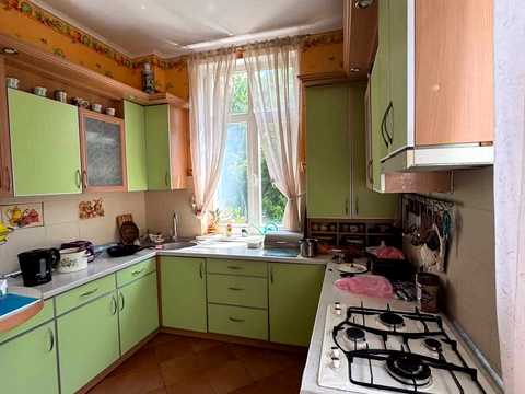 дом по адресу Різдвяна