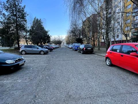 квартира за адресою Героїв 128-ї Бригади вул. (8 Березня), 37