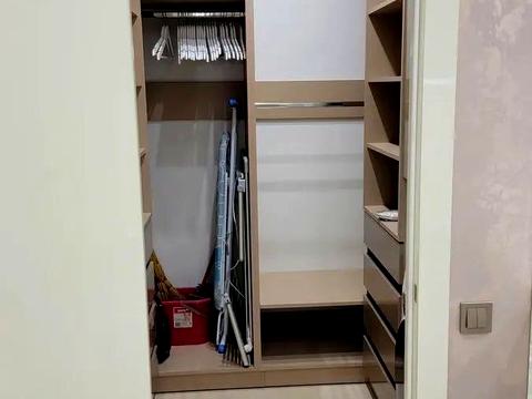 квартира по адресу Джона Маккейна ул. (Івана Кудрі), 1