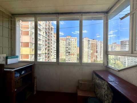 квартира за адресою Червоної Калини просп. (Володимира Маяковського), 40