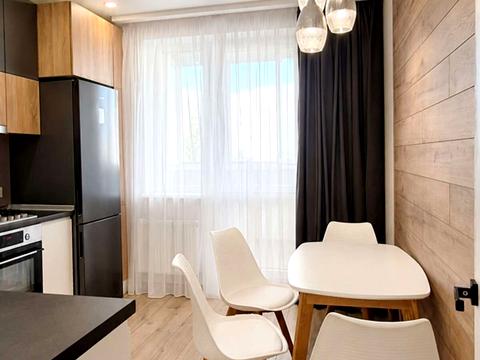квартира за адресою Ньютона вул., 102