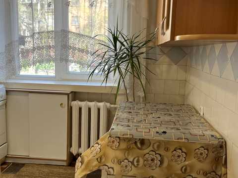 квартира за адресою Зарічанська вул., 14/1