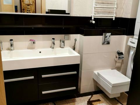 квартира за адресою Раїси Окіпної вул., 18