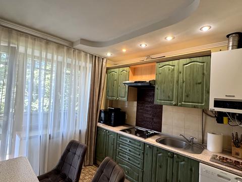 квартира за адресою Академіка Андрія Сахарова вул. (Суворова), 22