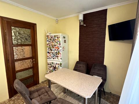 квартира за адресою Академіка Андрія Сахарова вул. (Суворова), 22