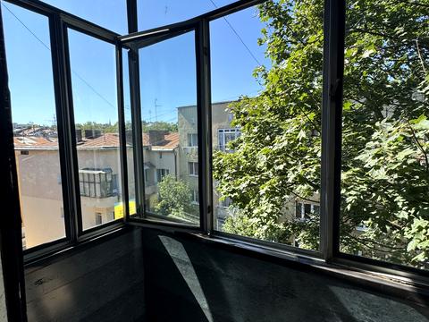 квартира за адресою Академіка Андрія Сахарова вул. (Суворова), 22
