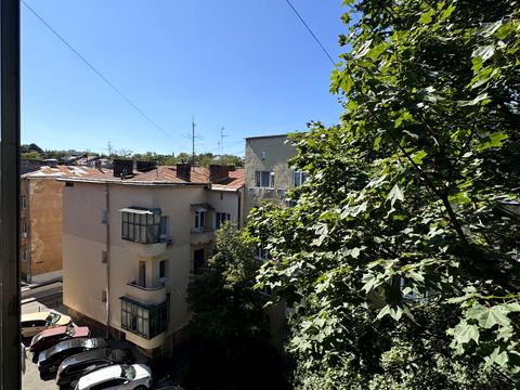 квартира за адресою Академіка Андрія Сахарова вул. (Суворова), 22