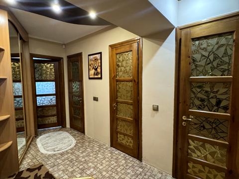 квартира за адресою Академіка Андрія Сахарова вул. (Суворова), 22