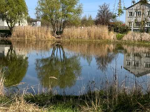 будинок за адресою Озерна вул., 1