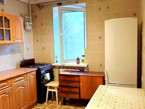 квартира за адресою Академіка Корольова вул., 104