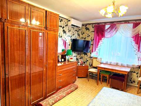 квартира за адресою Академіка Корольова вул., 104