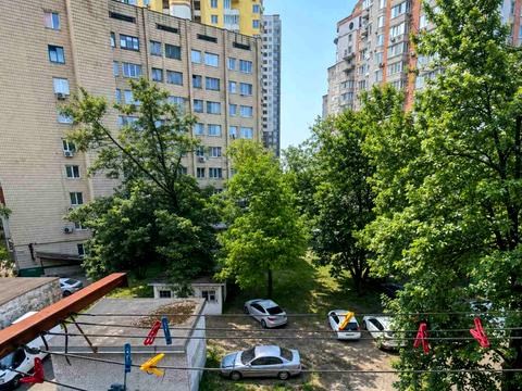 кімната за адресою Новоукраїнська вул., 2/6