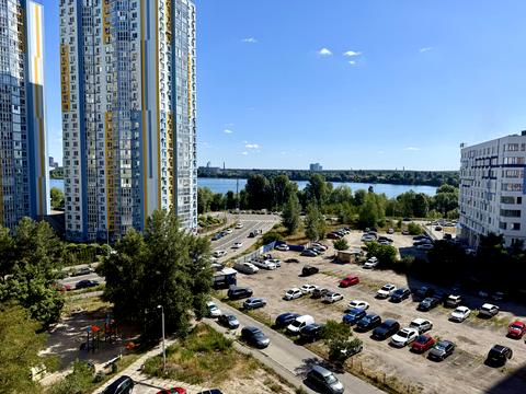 квартира за адресою Вишняківська вул., 1