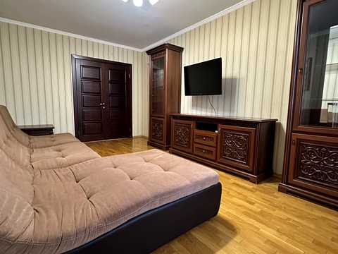 квартира за адресою Полтавська вул., 10