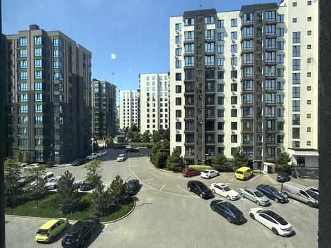 квартира по адресу Героев Небесной Сотни просп., (Будинок 14/1)