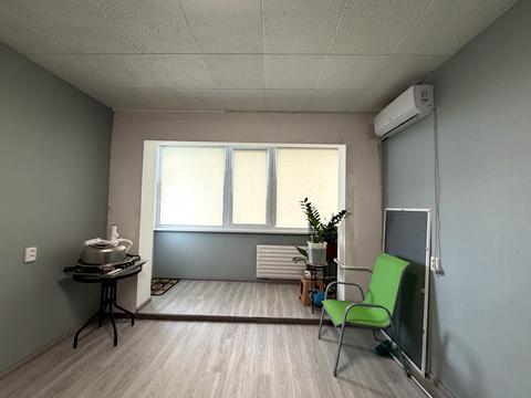 квартира за адресою Дмитра Вишневецького вул., 12