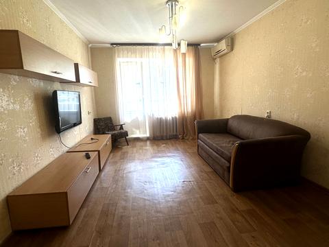 квартира за адресою Героїв просп., 45
