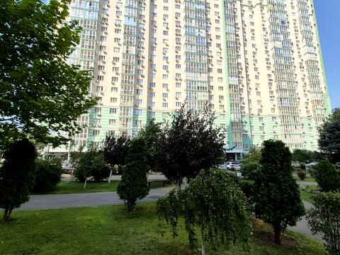 квартира за адресою Воскресенська вул., 18