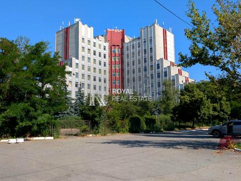 комерційна за адресою Межигірського Спаса вул., 6