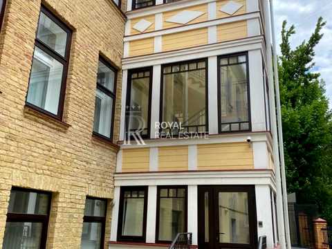 комерційна за адресою Київ, Кудрявська вул., 5