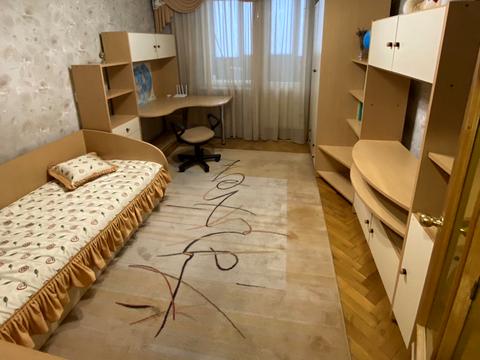 квартира за адресою Червоної Калини просп. (Володимира Маяковського), 3