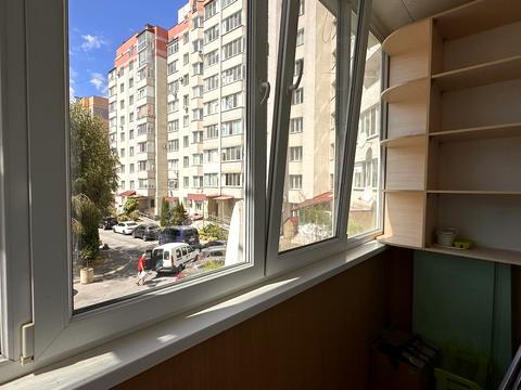 квартира за адресою Зодчих вул., 40
