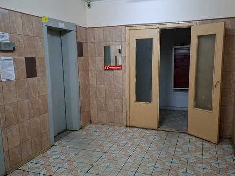 квартира за адресою Ревуцького вул., 42