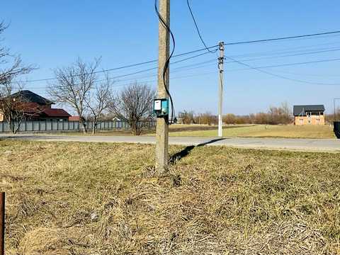 ділянка за адресою с. Горбова, Головна траса