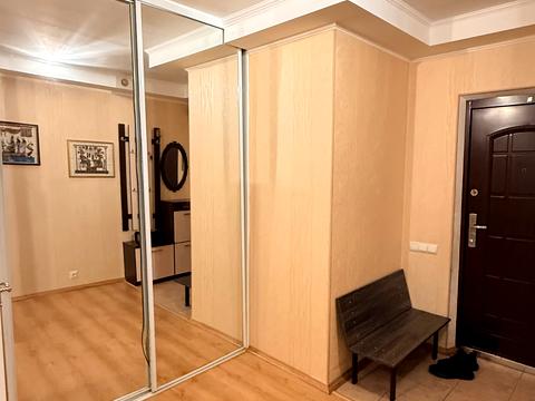 квартира за адресою Червоної Калини просп. (Володимира Маяковського), 93-А