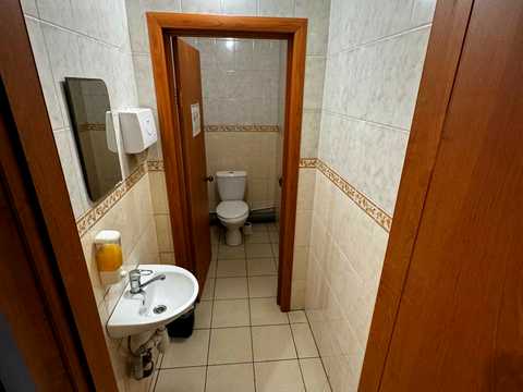 комерційна за адресою Львівська вул., 17