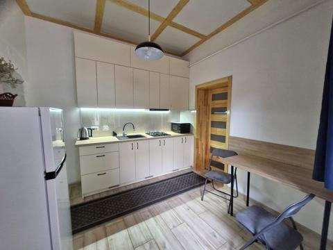 квартира за адресою Богдана Хмельницького вул., 135