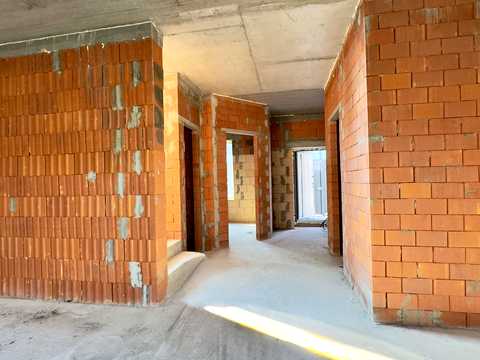 будинок за адресою Миколи Вінграновського вул. (1 Травня)