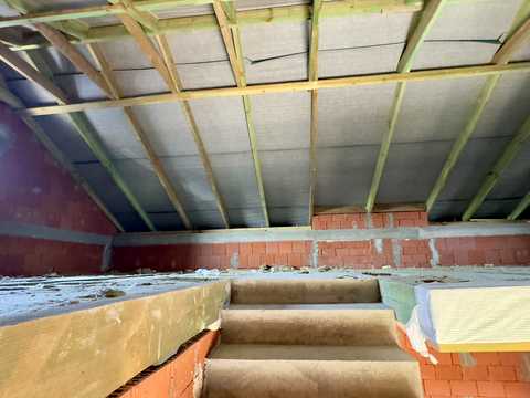 будинок за адресою Миколи Вінграновського вул. (1 Травня)