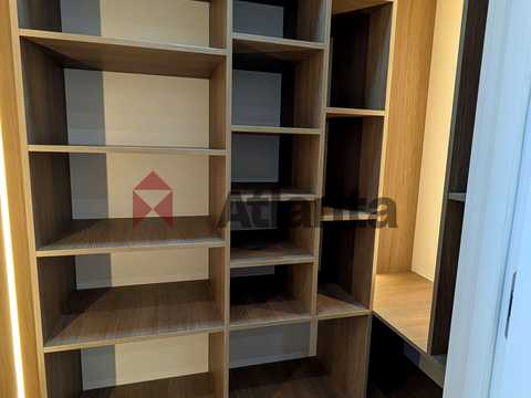 квартира по адресу Краснова ул., 3
