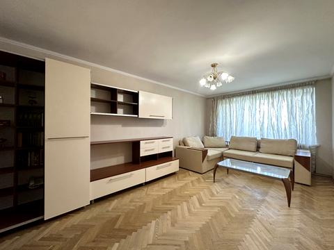 квартира за адресою Митрополита Андрея Шептицького вул. (Анатолія Луначарського), 3-Б