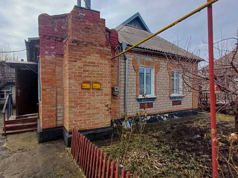 будинок за адресою Вишнева, 13