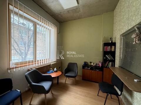 комерційна за адресою Патріарха Мстислава Скрипника вул. (Миколи Островського), 40