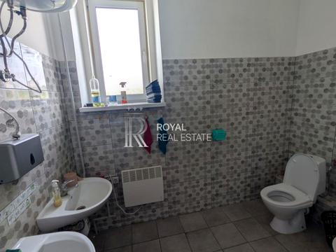 комерційна за адресою Межигірського Спаса вул., 6
