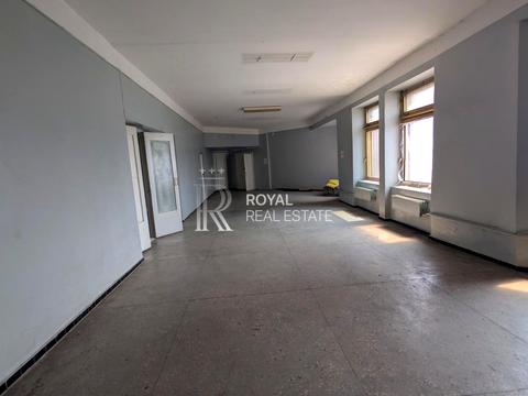 комерційна за адресою Межигірського Спаса вул., 6