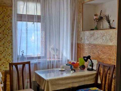 квартира за адресою Пастера вул., 1