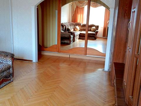 квартира за адресою Дмитра Луценка вул. (Крейсера "Аврора"), 1