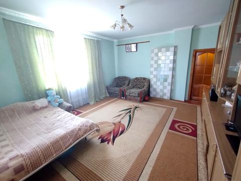 квартира за адресою Дубно, Митрополита Шептицького вул., 1-Б