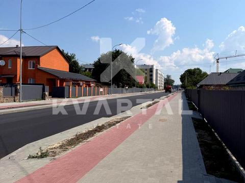 ділянка за адресою Центральна вул. (Леніна), 1