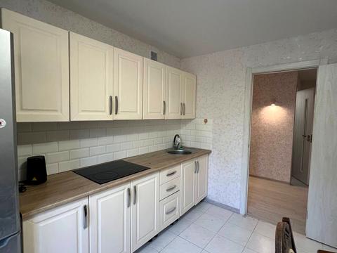квартира за адресою Жоліо Кюрі вул., 21а